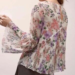 Massimo Dutti Floral Watercolor Bell Sleeve Blouse, 8 M, Cottagecore, Romantic